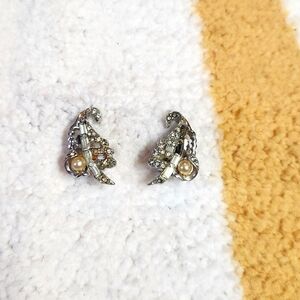 Vintage Pell Mixed Metal Leaf Earrings